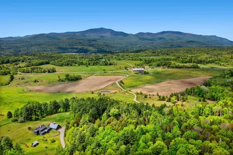 1480 Battle Row Road Hyde Park VT 05655