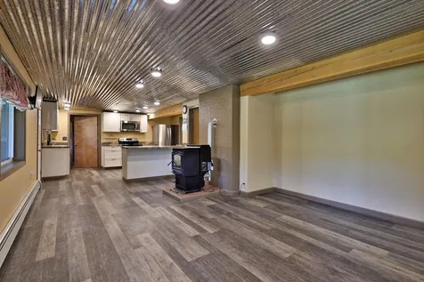 81 Corporation Road Rochester VT 05767