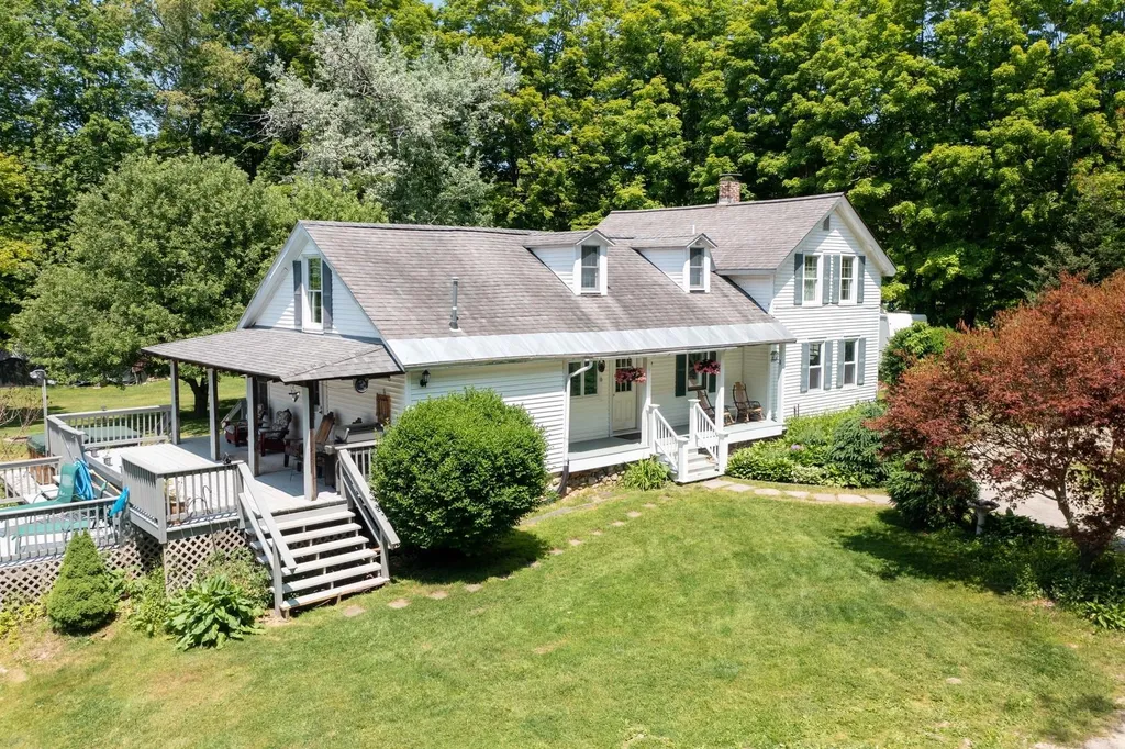 125 Chiselville Road Sunderland VT 05250