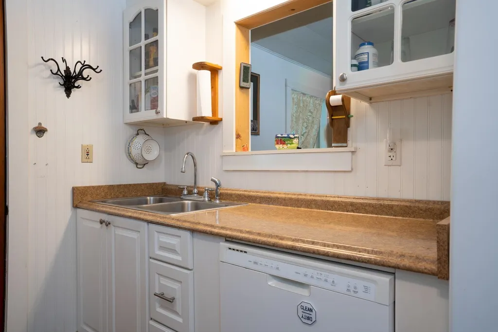 125 Chiselville Road Sunderland VT 05250