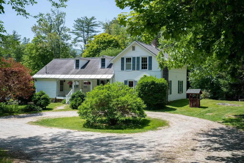 125 Chiselville Road Sunderland VT 05250