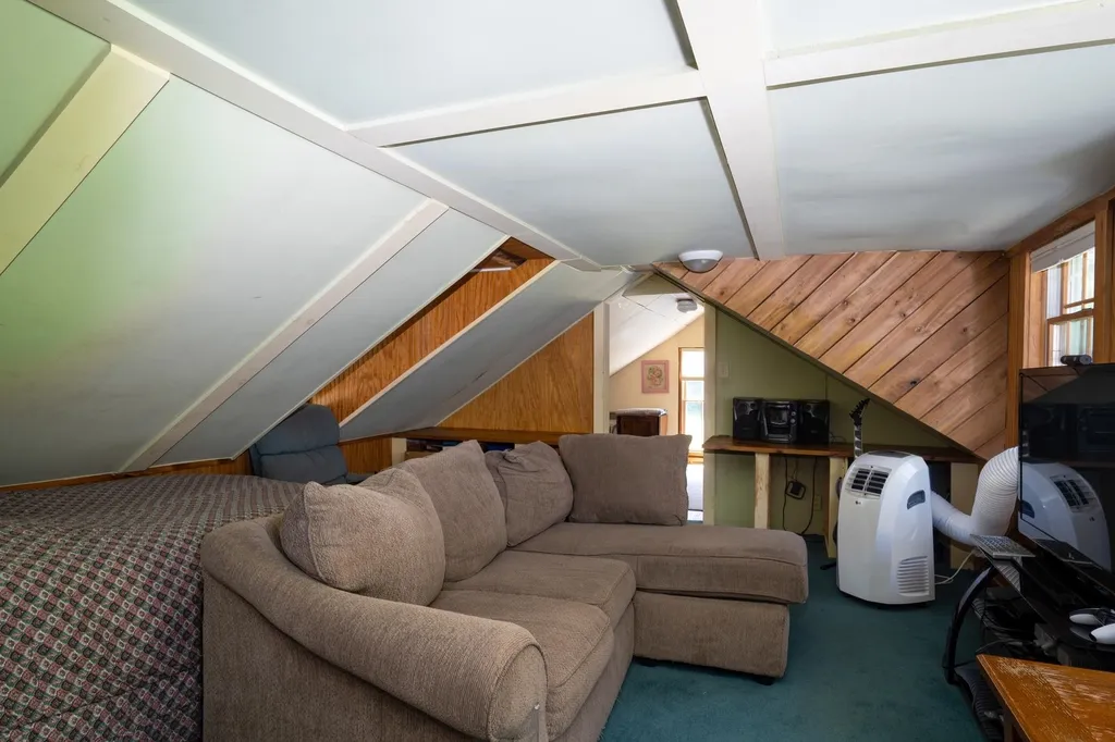 125 Chiselville Road Sunderland VT 05250