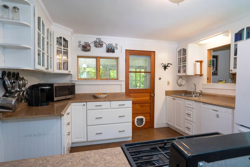 125 Chiselville Road Sunderland VT 05250