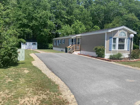 1 Martinique Drive Rochester NH 03867