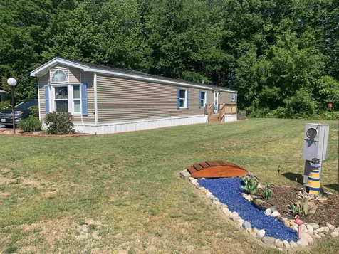 1 Martinique Drive Rochester NH 03867