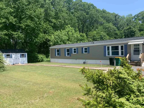 1 Martinique Drive Rochester NH 03867