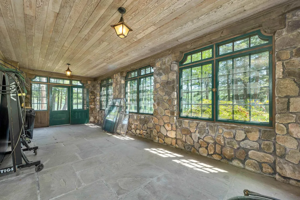 246 Whittemore Point Road North Bridgewater NH 03264