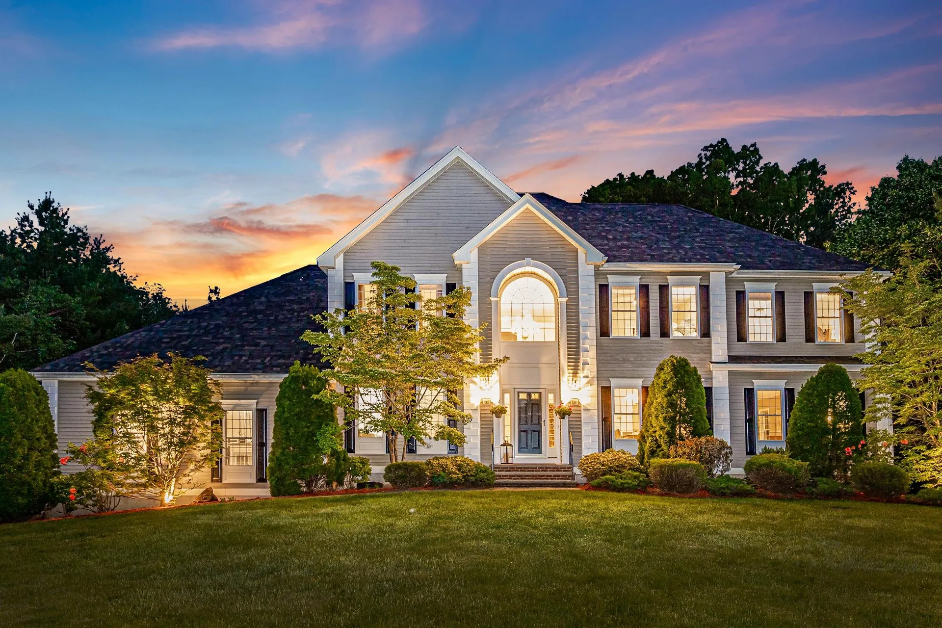 5 Surrey Lane Salem NH 03079
