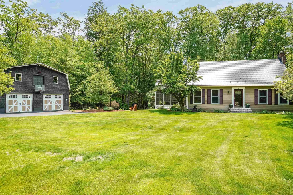 81 Old Amherst Road Mont Vernon NH 03057