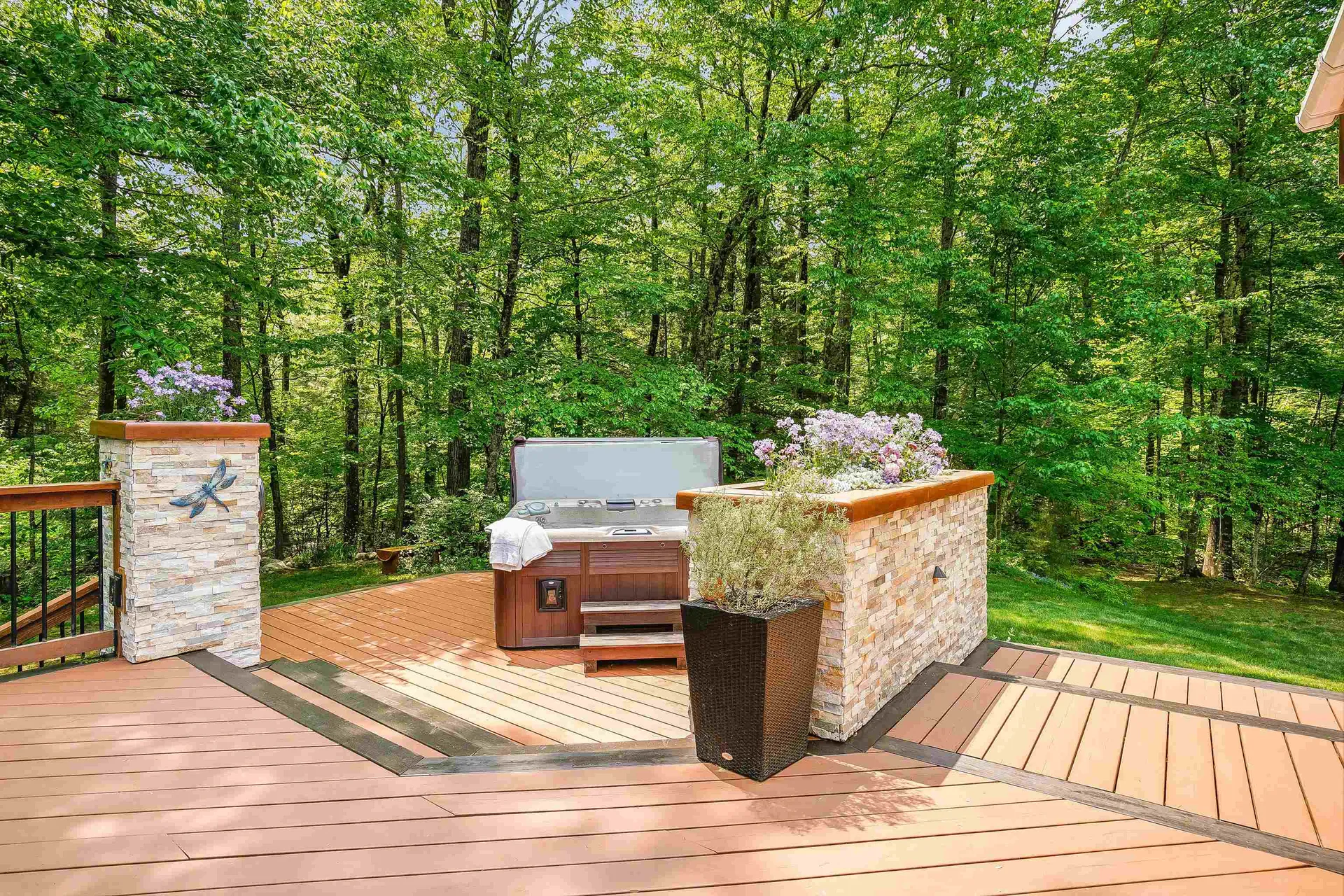 81 Old Amherst Road Mont Vernon NH 03057