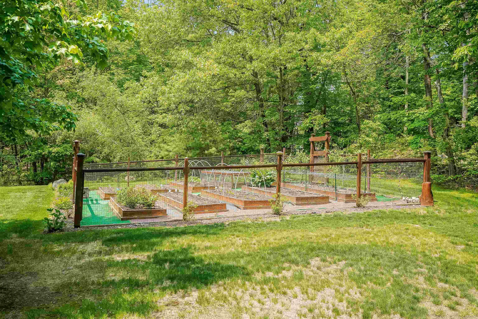 81 Old Amherst Road Mont Vernon NH 03057
