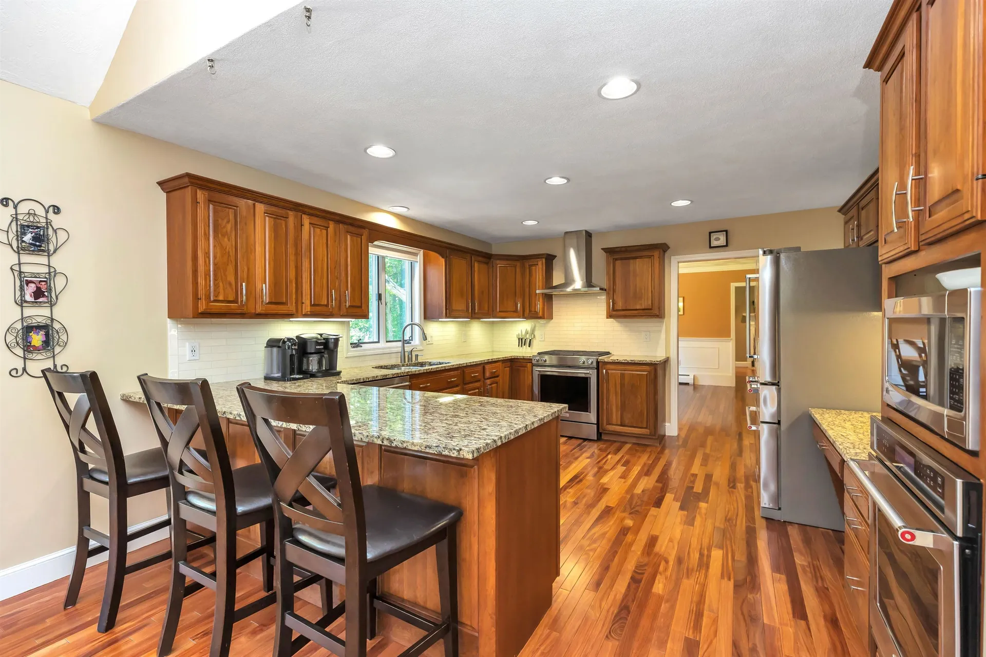 163 Hitching Post Lane Bedford NH 03110