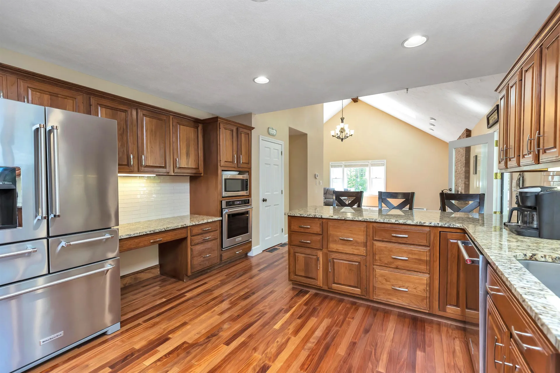 163 Hitching Post Lane Bedford NH 03110