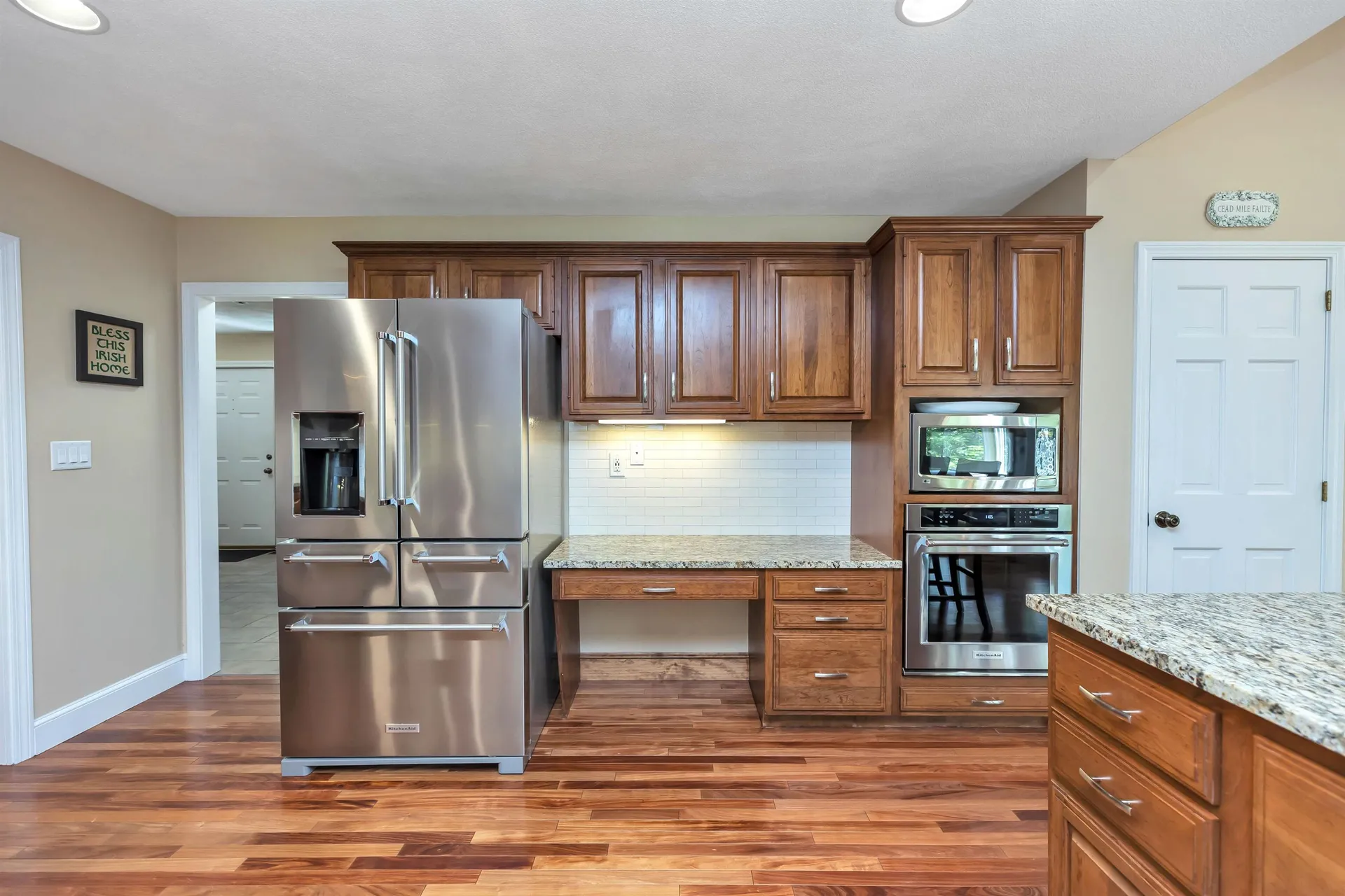 163 Hitching Post Lane Bedford NH 03110