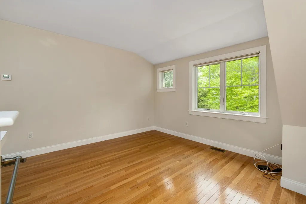7 Locke Road New Castle NH 03854