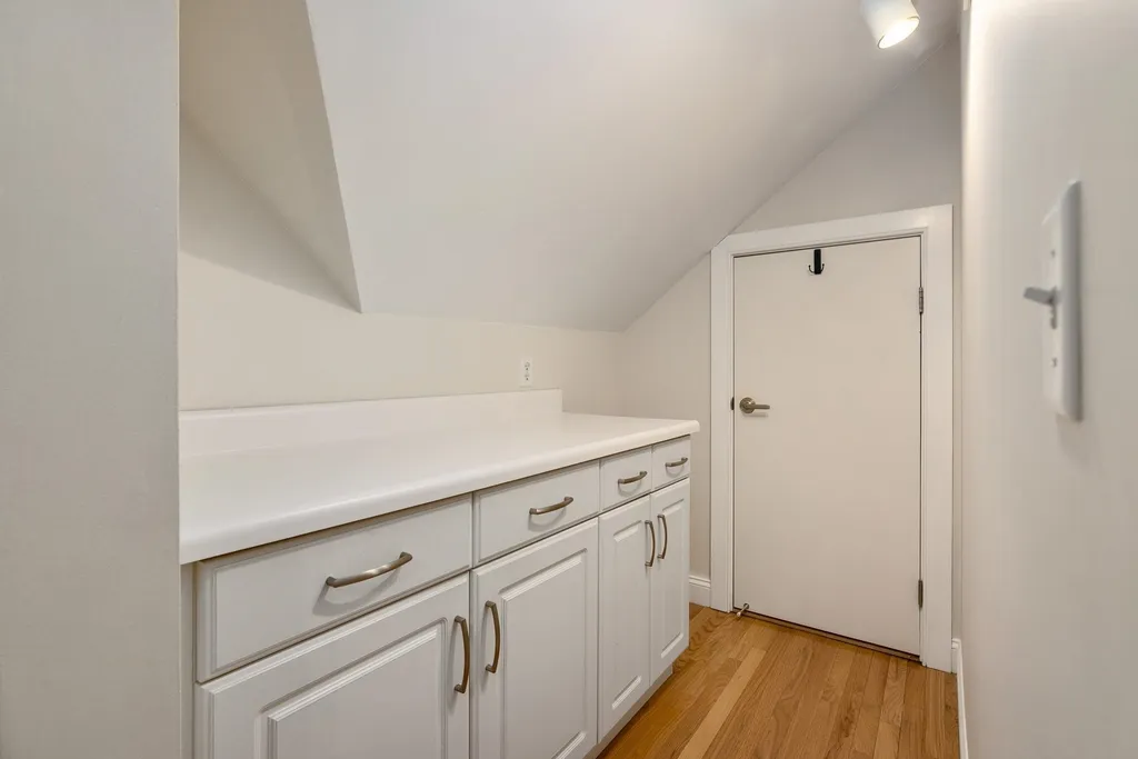 7 Locke Road New Castle NH 03854