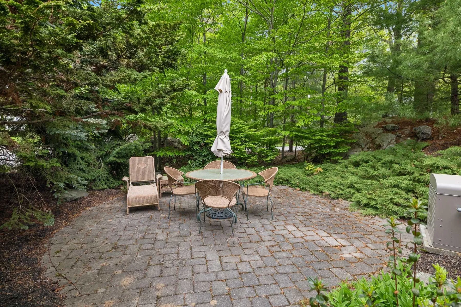 7 Locke Road New Castle NH 03854
