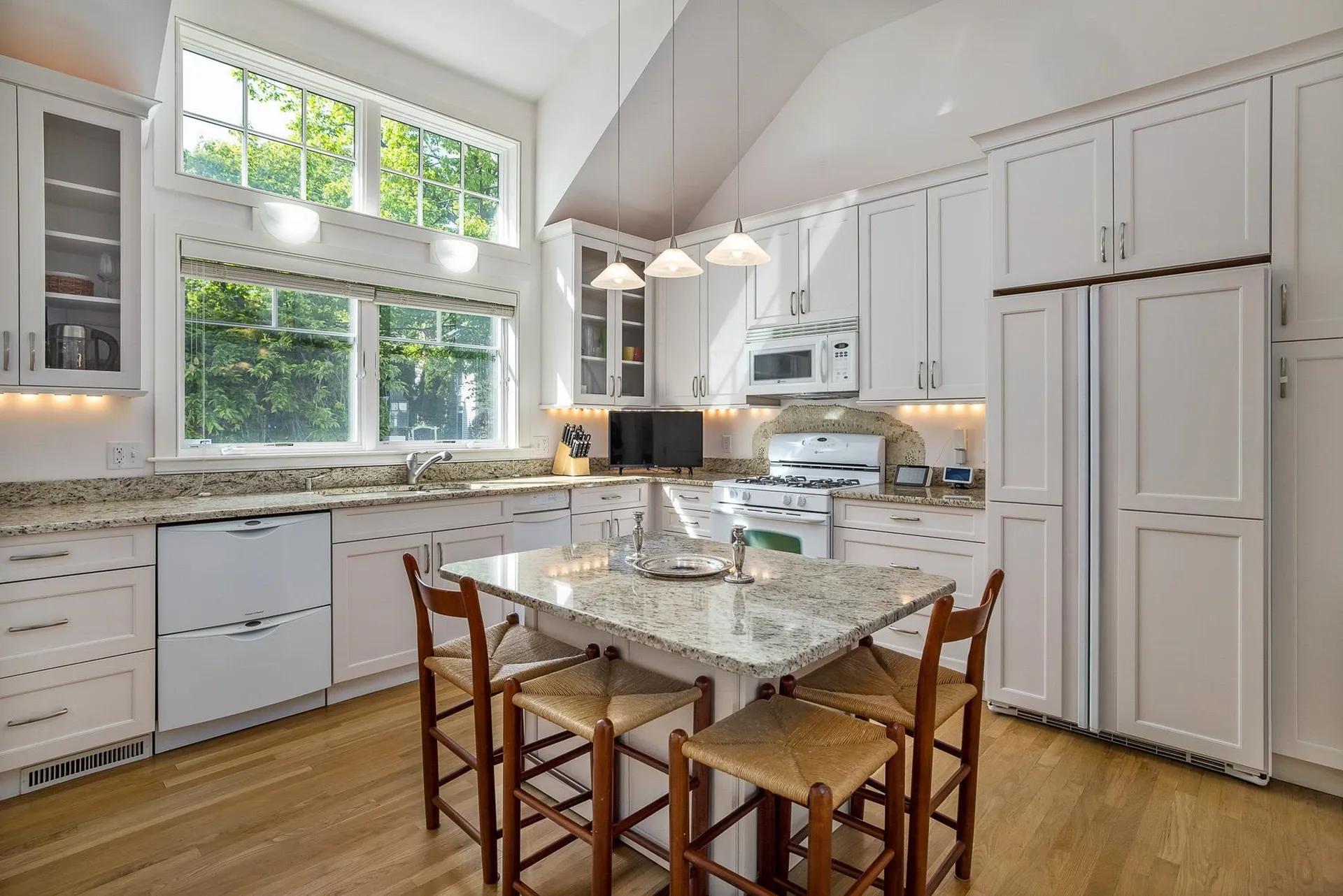 7 Locke Road New Castle NH 03854