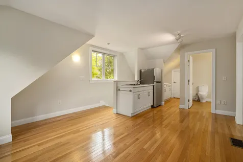 7 Locke Road New Castle NH 03854