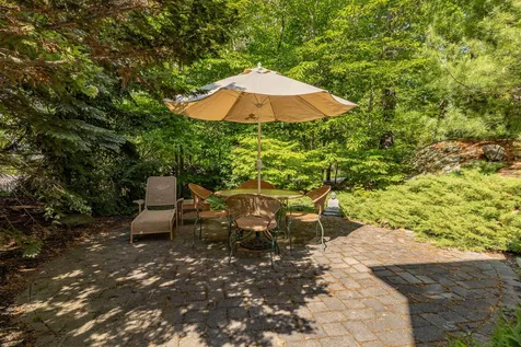 7 Locke Road New Castle NH 03854