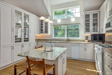 7 Locke Road New Castle NH 03854