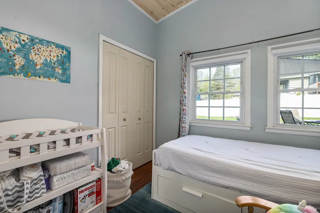 28 Morningside Drive Dover NH 03820