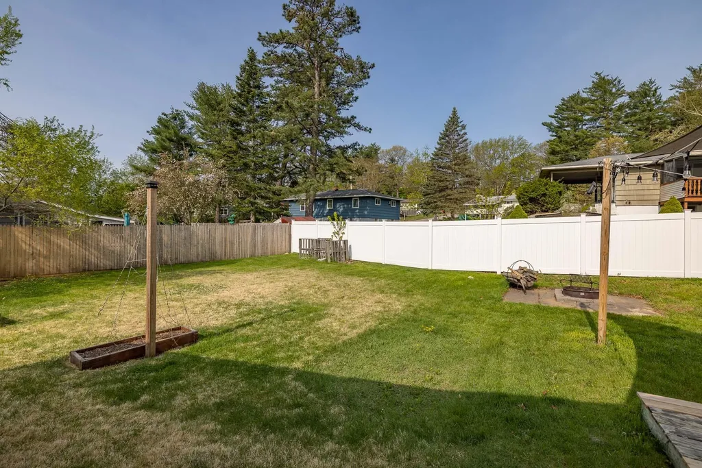 28 Morningside Drive Dover NH 03820