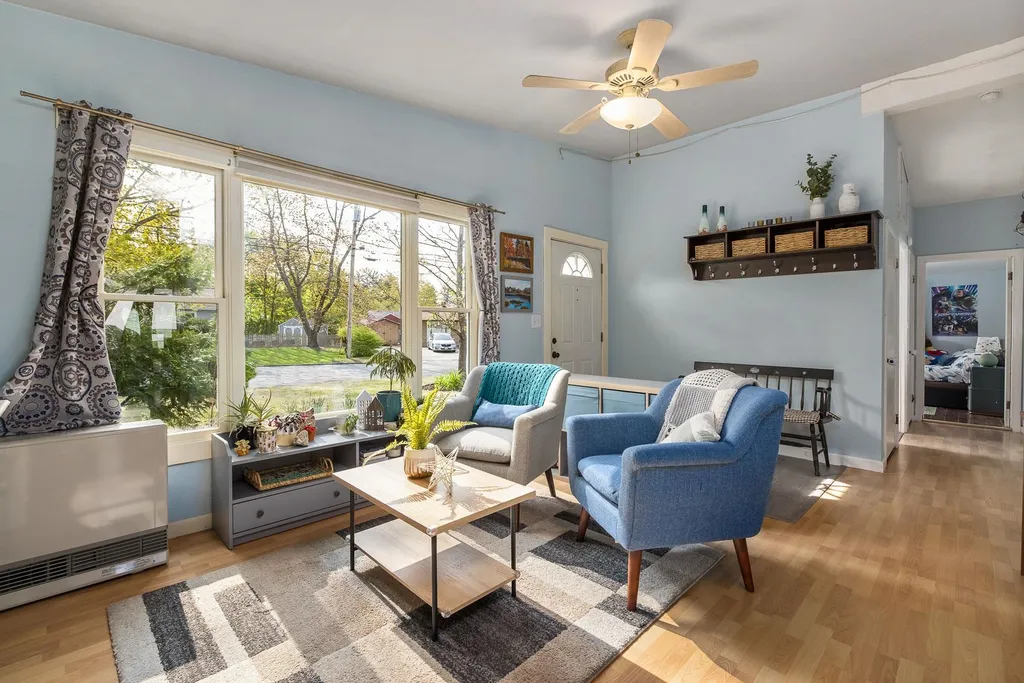28 Morningside Drive Dover NH 03820