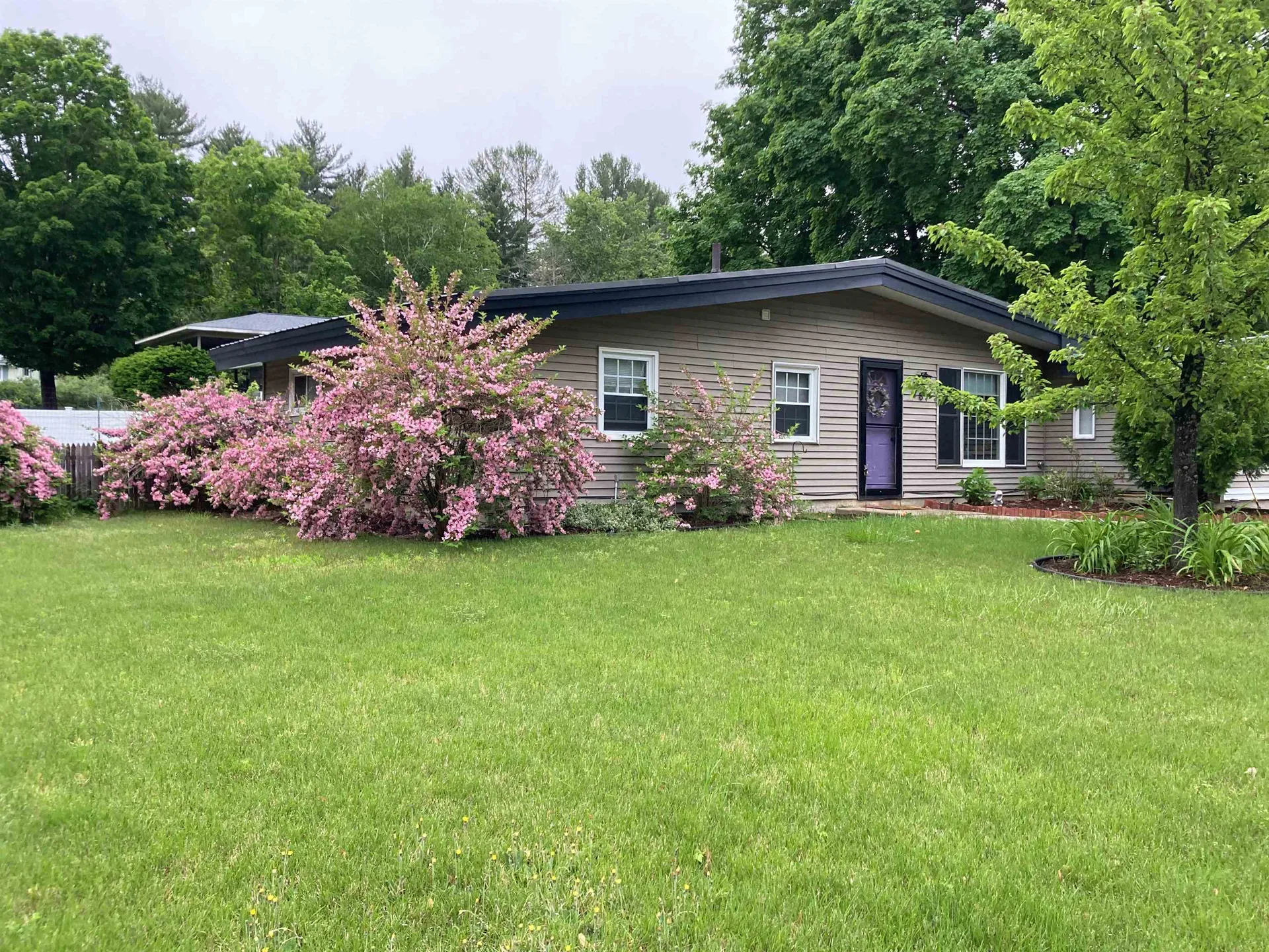 28 Morningside Drive Dover NH 03820