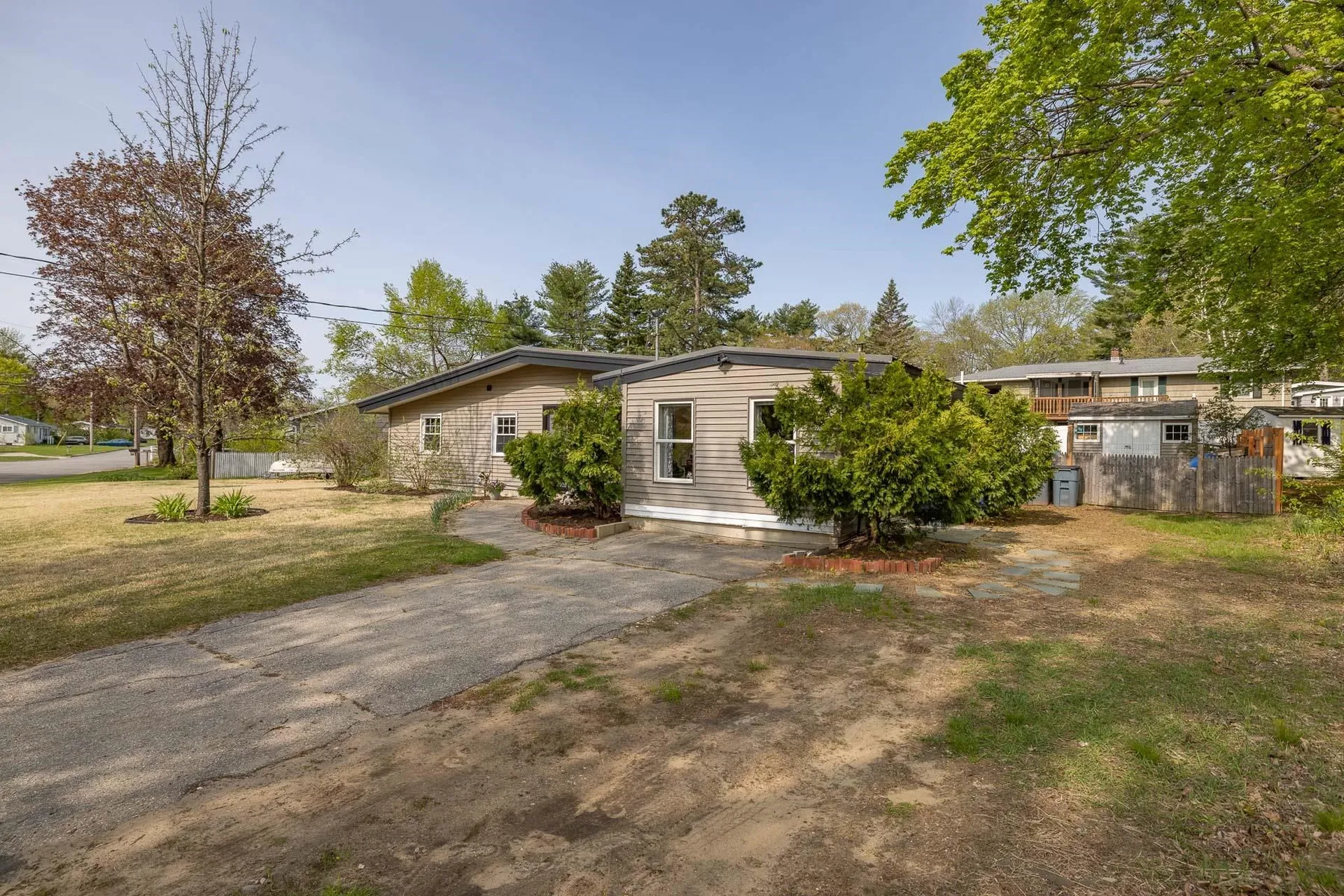 28 Morningside Drive Dover NH 03820