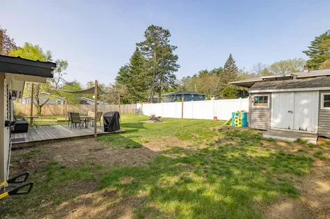 28 Morningside Drive Dover NH 03820