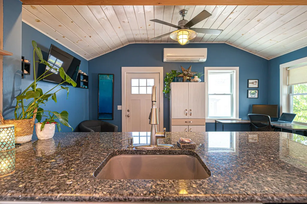 9 Bragg Avenue Hampton NH 03842