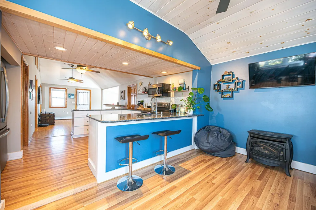 9 Bragg Avenue Hampton NH 03842