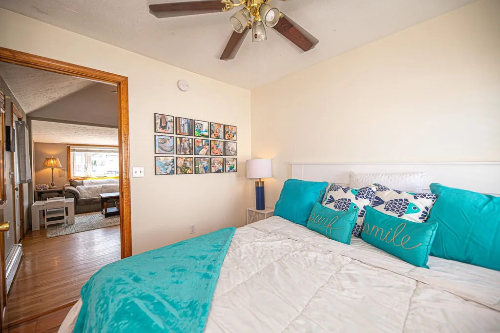 9 Bragg Avenue Hampton NH 03842