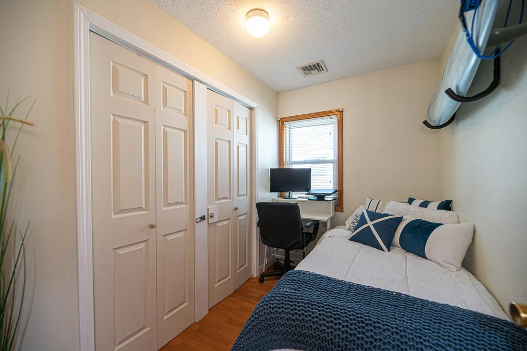 9 Bragg Avenue Hampton NH 03842