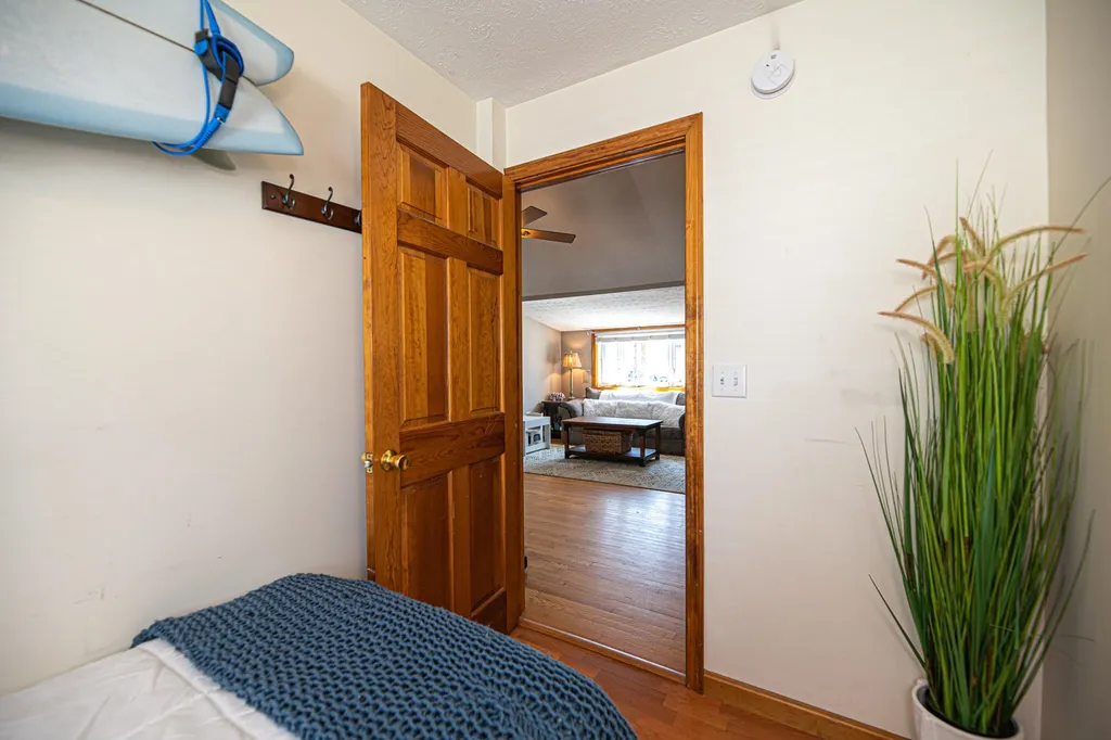 9 Bragg Avenue Hampton NH 03842