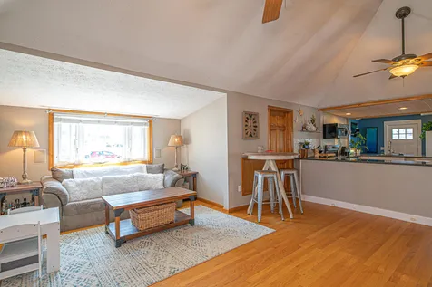 9 Bragg Avenue Hampton NH 03842