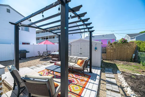 9 Bragg Avenue Hampton NH 03842