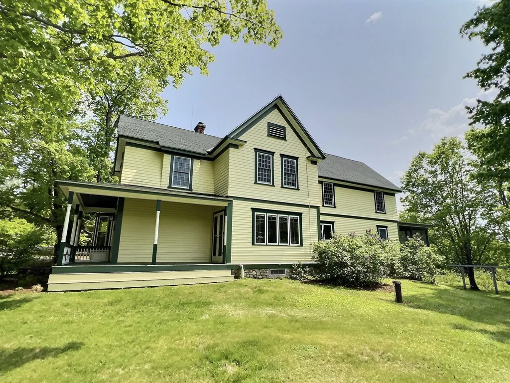 55 Page Road New London NH 03257