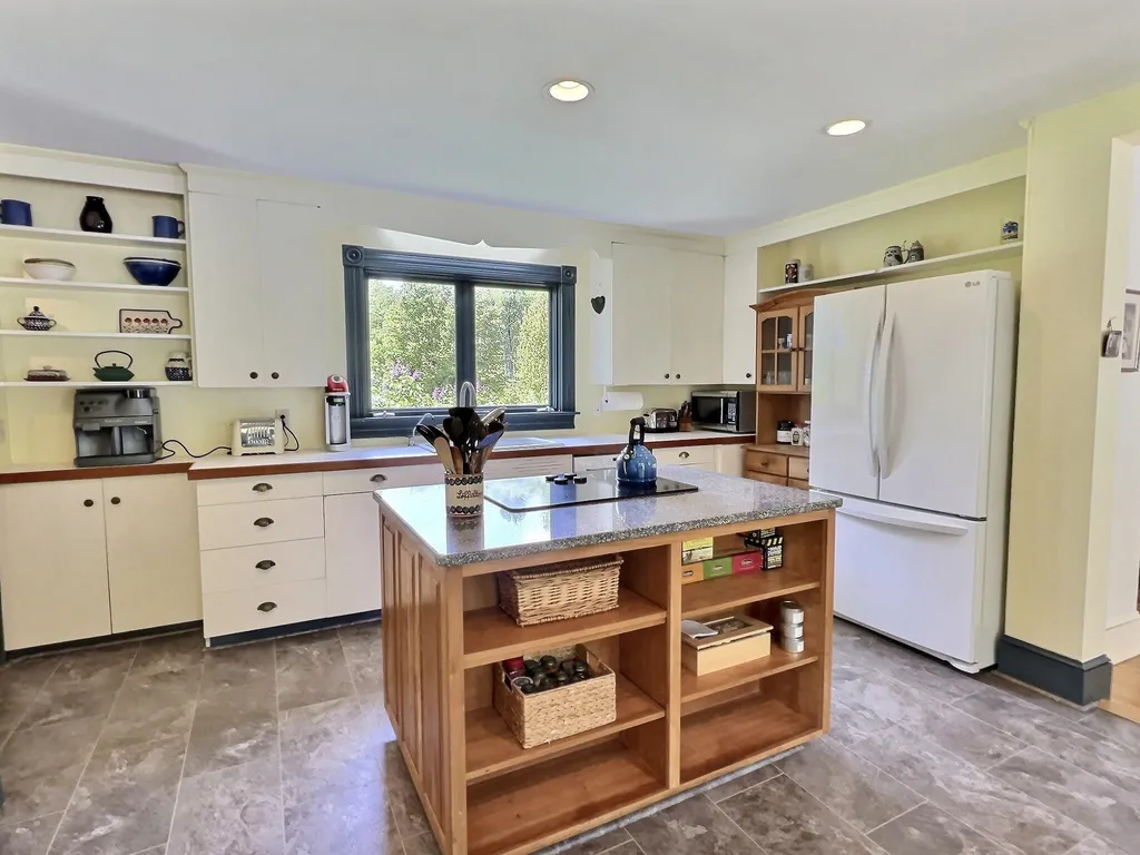 55 Page Road New London NH 03257