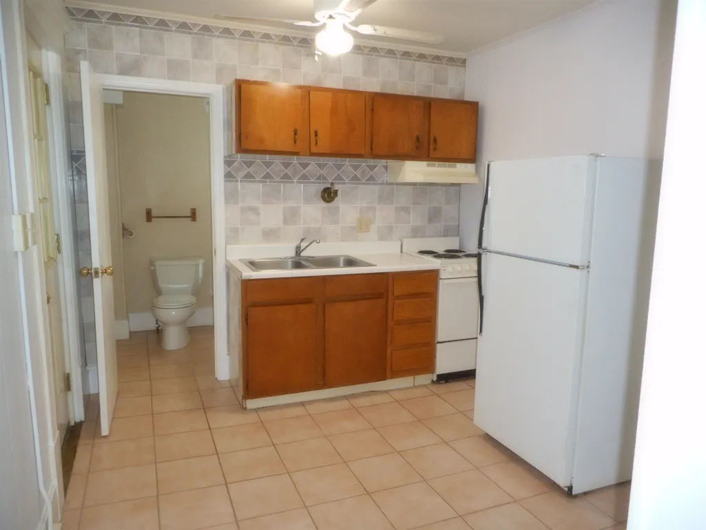 467 Amherst Street Manchester NH 03104