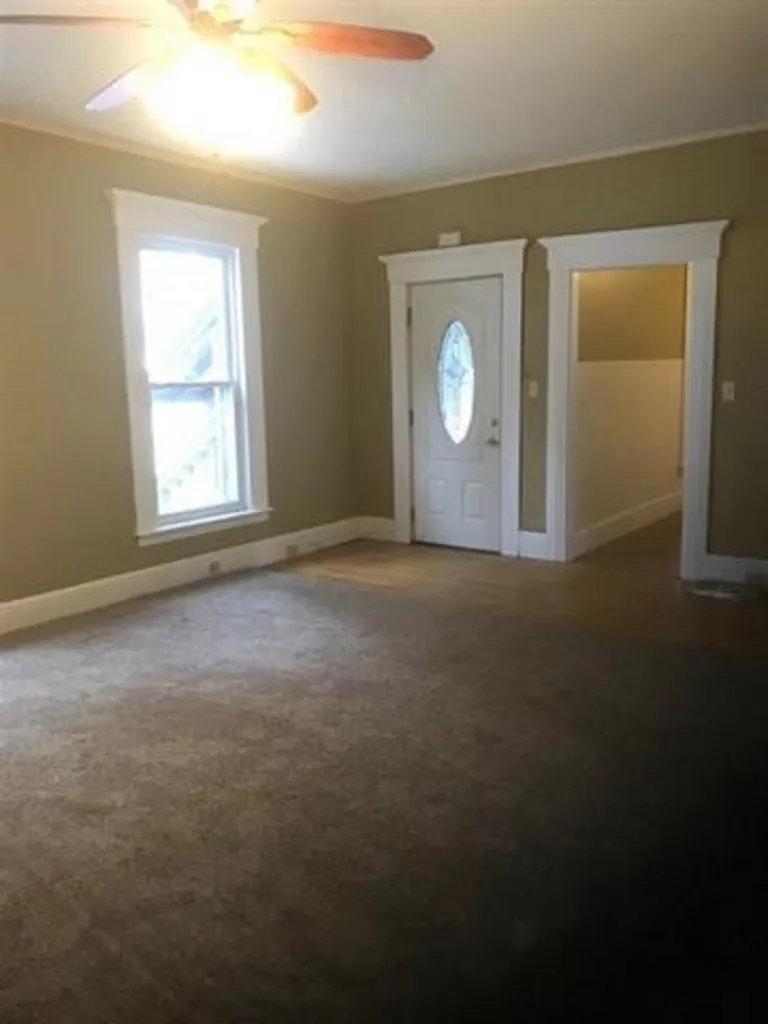 467 Amherst Street Manchester NH 03104