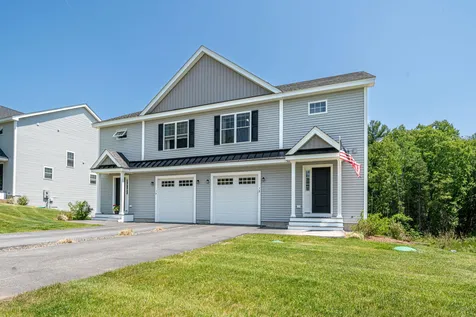 7 Horizon Drive Londonderry NH 03053