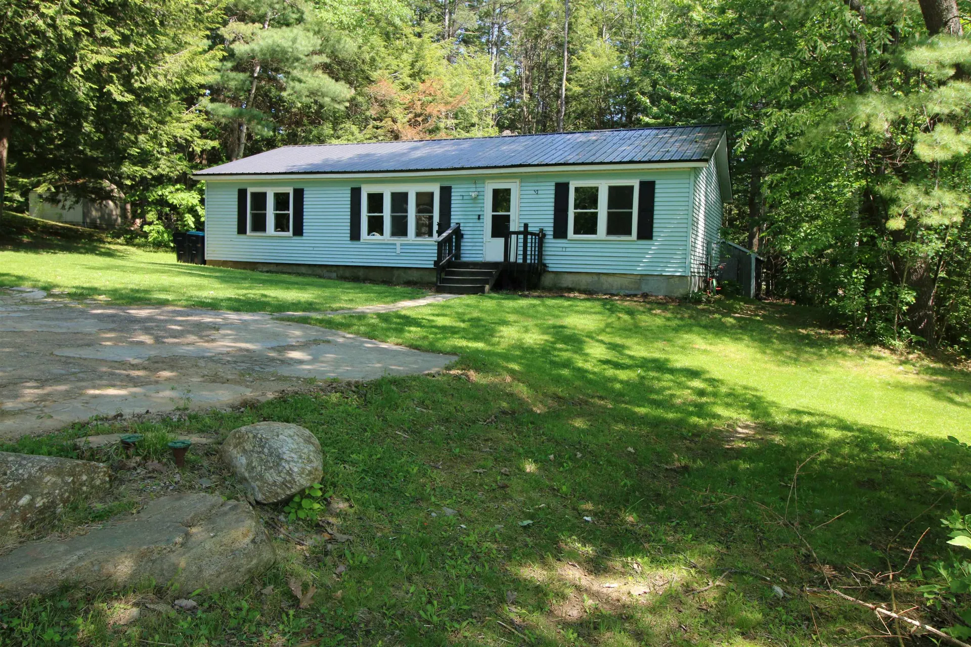 6 Sunshine Drive Belmont NH 03220