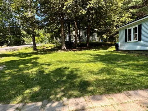 6 Sunshine Drive Belmont NH 03220