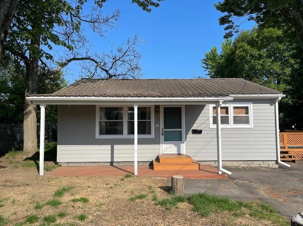 23 Gold Street Claremont NH 03743