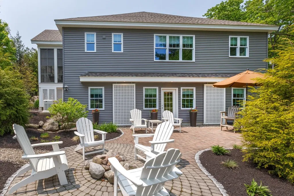 39 Thayer Pond Road Concord NH 03301