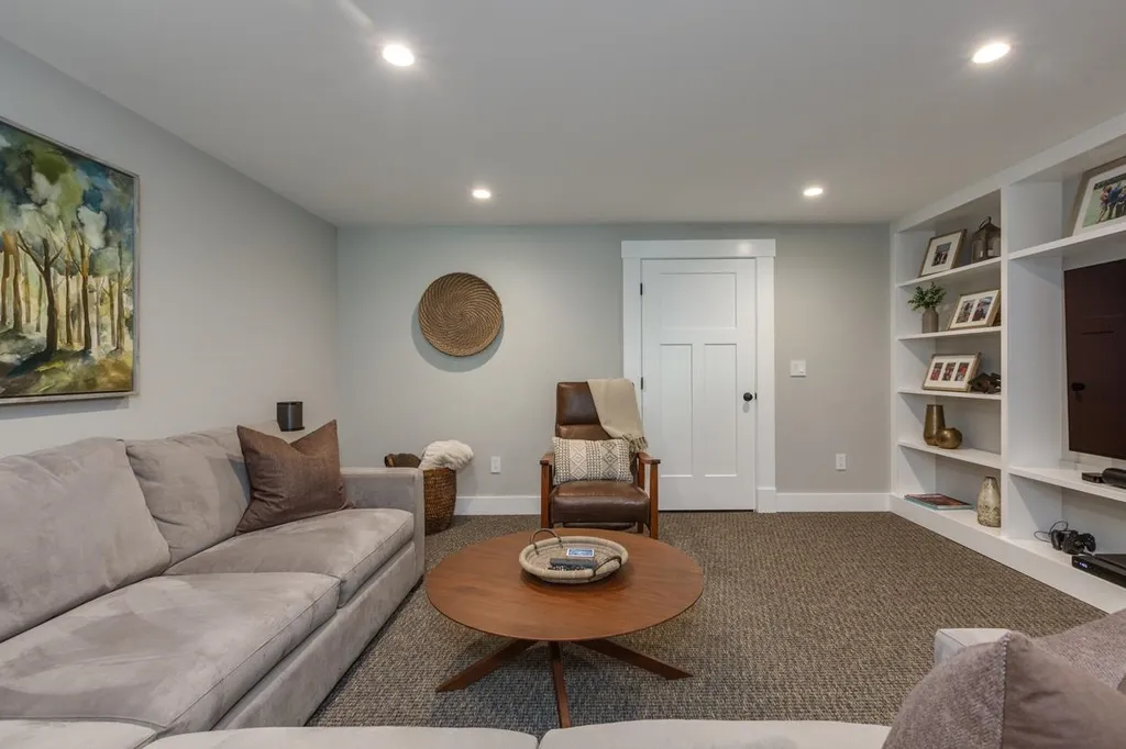 39 Thayer Pond Road Concord NH 03301