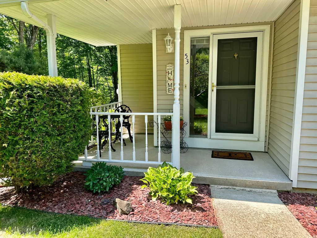 53 Kriste Lane Jericho VT 05465