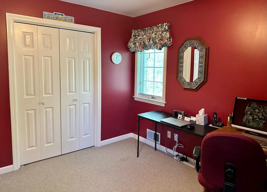 53 Kriste Lane Jericho VT 05465